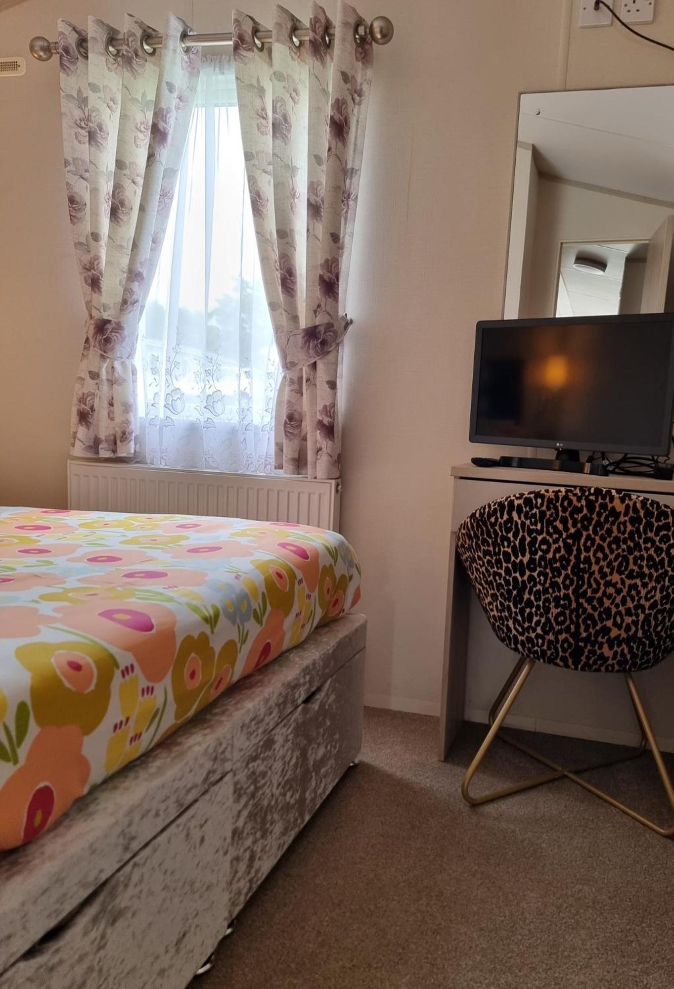 Hotel Static Caravan To Hire , Hoburne Devon Bay Goodrington Exteriér fotografie