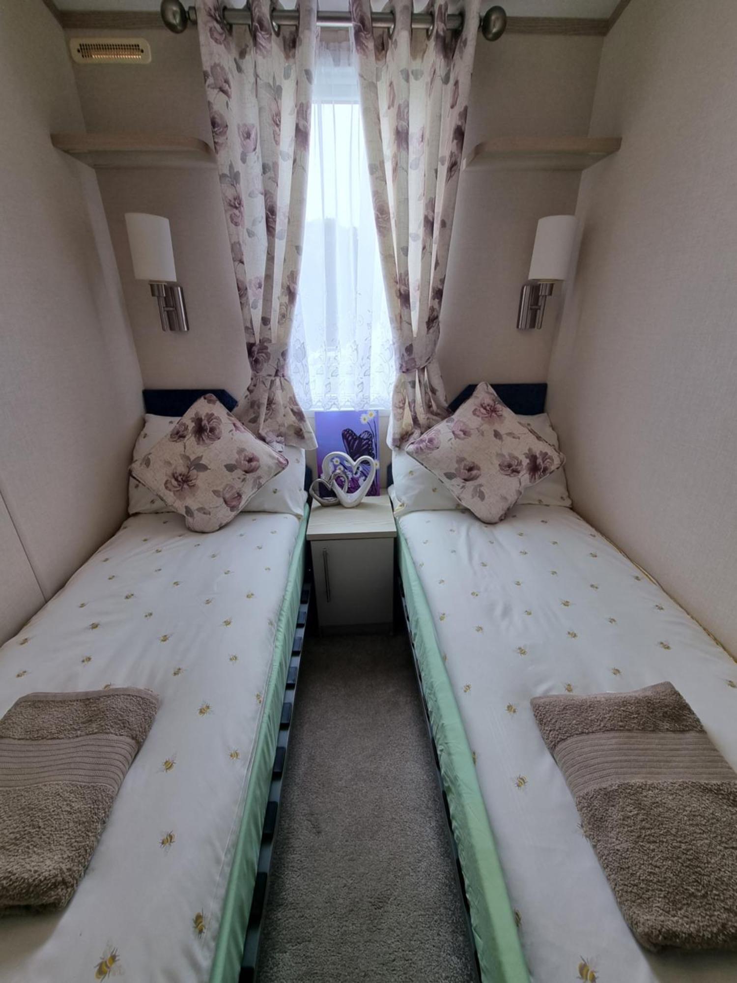 Hotel Static Caravan To Hire , Hoburne Devon Bay Goodrington Exteriér fotografie